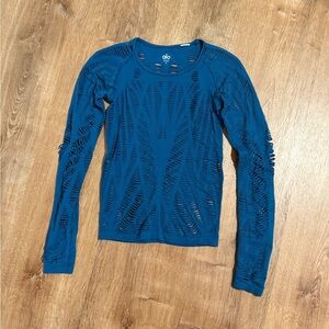 ALO Yoga Blue Women's Top